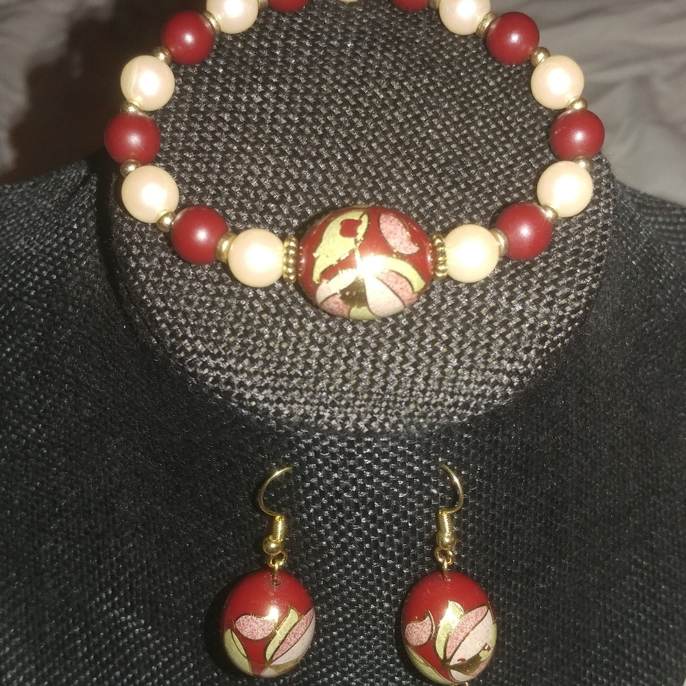 2 piece jewelry sets all handmade by me.